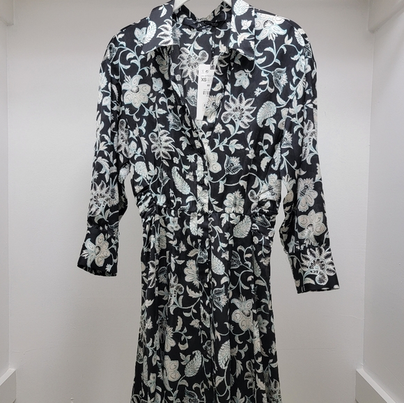 Floral Print Shirt Dress - Picture 3 of 5